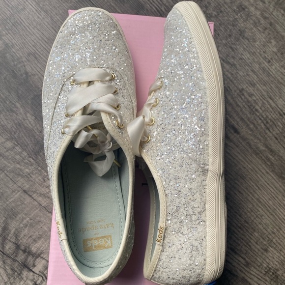 Keds x Kate Spade Glitter Sneakers - Picture 5 of 6